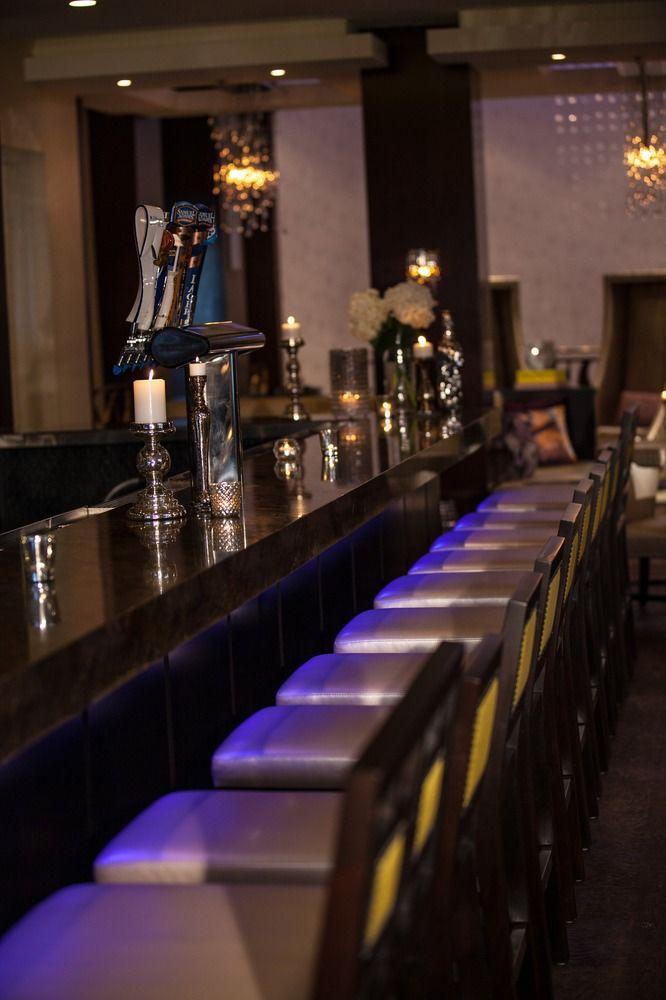 Renaissance Chicago North Shore Hotel Нортбрук Экстерьер фото