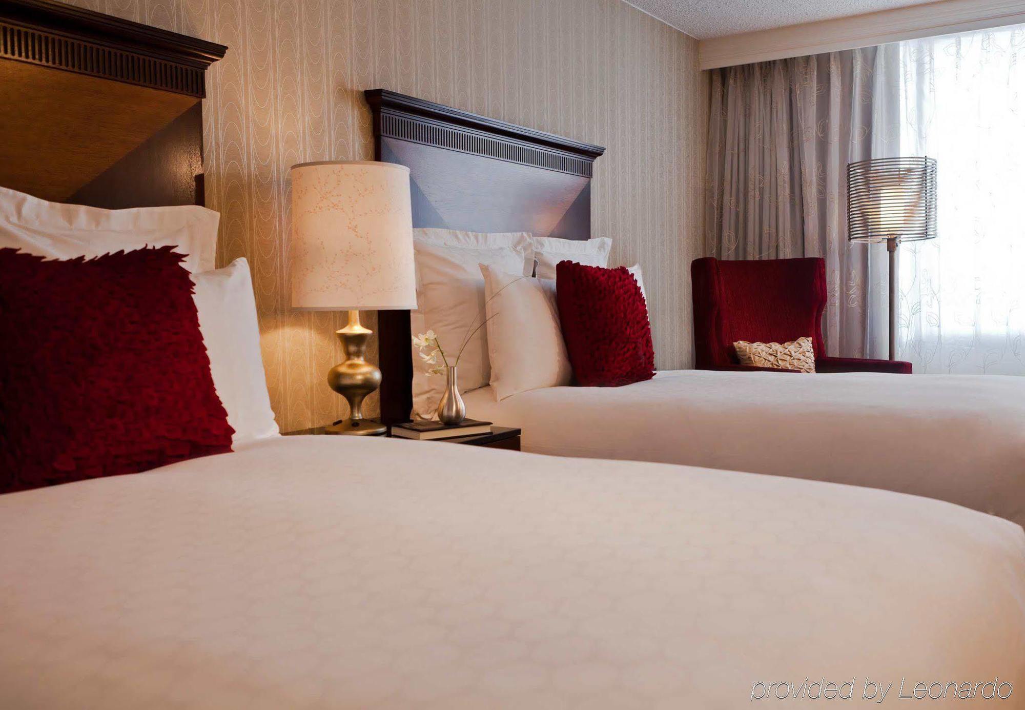 Renaissance Chicago North Shore Hotel Нортбрук Номер фото